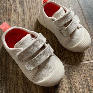 Cream Cat & Jack Canvas Shoes